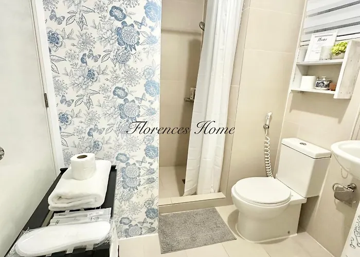 In Batasan Hills With A Mountain View Apartment *